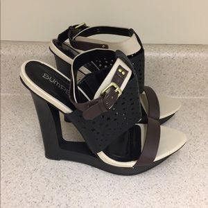 Platform StAtEmEnT sandals🖤